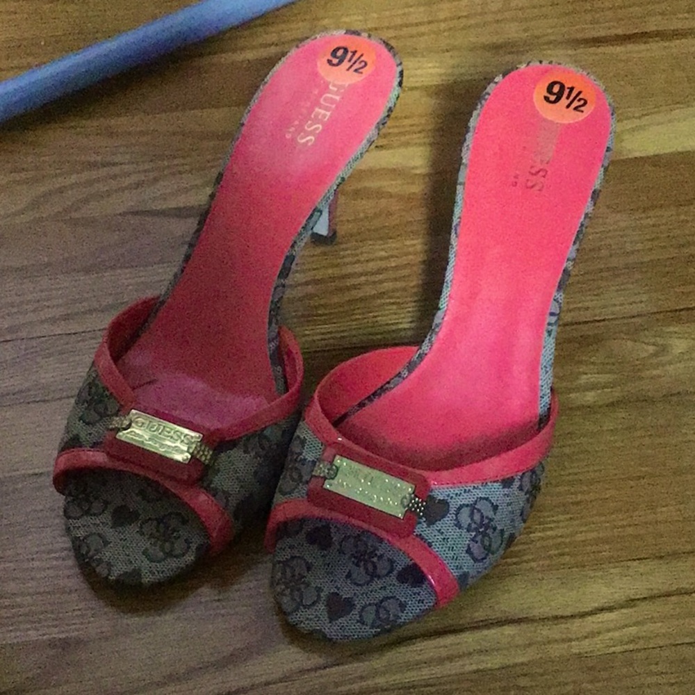 Guess Signature Fabric Slide Heel